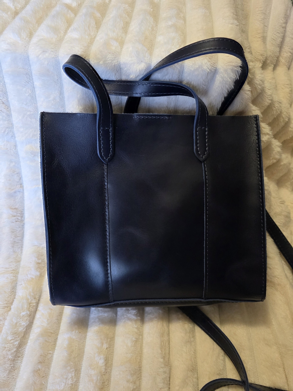 Portland Leather Classic Lola Cowboy Blue Leather Crossbody Tote - Picture 3 of 7